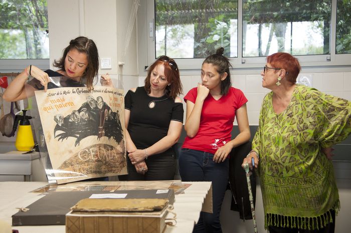 L’atelier de restauration des Archives, c’est le centre de remise en forme de nos documents ! Les restaurateurs vous diront tout de leurs missions avec en prime quelques techniques en démonstration.