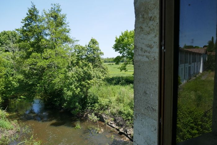 Pré-visite à la forteresse médiévale de Blanquefort de 10h00 à 10h25.