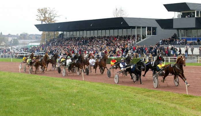 L’hippodrome de Vire rouvre ses portes le dimanche 11 février pour la première réunion de sa saison 2024.