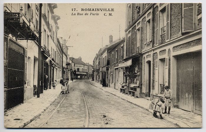 Un kilomètre de déambulation en musique à la découverte de l'histoire des rues anciennes du village de Romainville, de ses secrets, de son patrimoine caché.