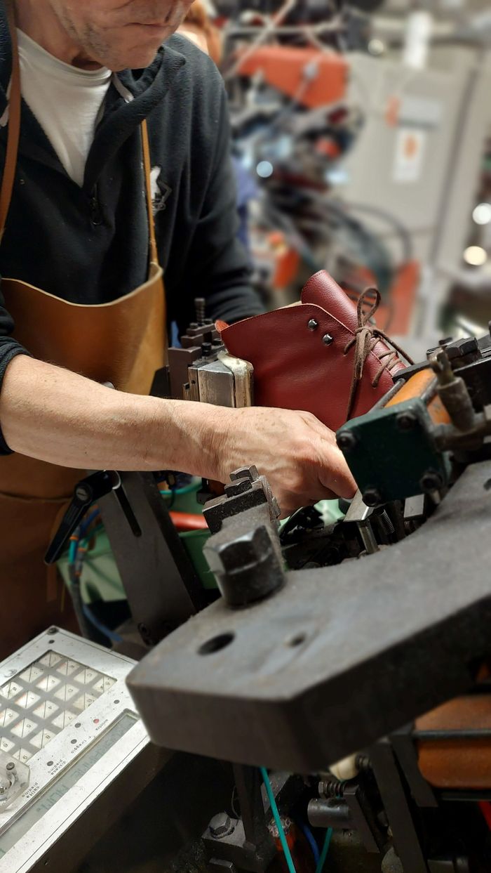 Une expérience immersive passionnante dans nos ateliers de fabrication de chaussures !