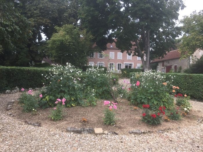 Anlässlich des Rendezvous in den Gärten 2024 sind Sie eingeladen, diesen Garten aus dem 18\. Jahrhundert zu besuchen. Es werden auch andere Räume für Sie geöffnet sein, wie das Museum, das eine...