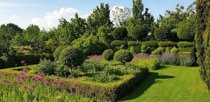 Entdecken Sie den Garten, der unsere Region in der Sendung von Stéphane Bern repräsentiert: "Der Lieblingsgarten der Franzosen".