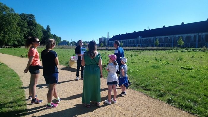 Seien Sie als Familie oder Team am schnellsten, um das Orientierungslauf zu beenden! Auf der Suche nach den verschiedenen versteckten Tags für den Anlass erfahren Sie mehr über diesen Wanderweg...