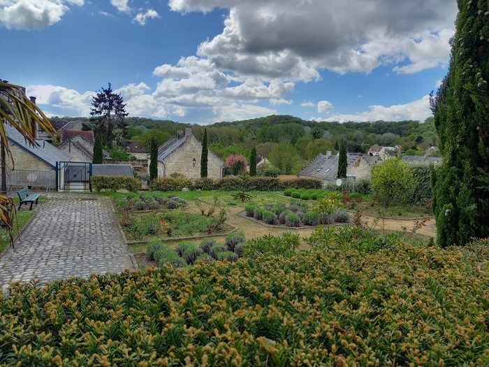 Treffpunkt vor dem Rathaus, 31 rue de la Paix in Billy-sur-Aisne