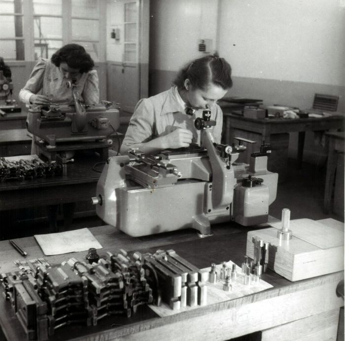 Conférence « Des hommes, des femmes et les machines à Renault-Billancourt »