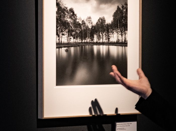 Exposition temporaire Michael Kenna. Lumière de l'ombre, photographies des camps nazis.