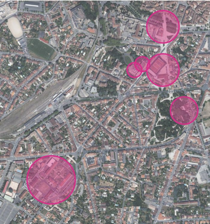 Depuis la prison jusqu'au centre culturel, connaître et apprécier les grandes évolutions et métamorphoses de ce quartier en plein essor !!