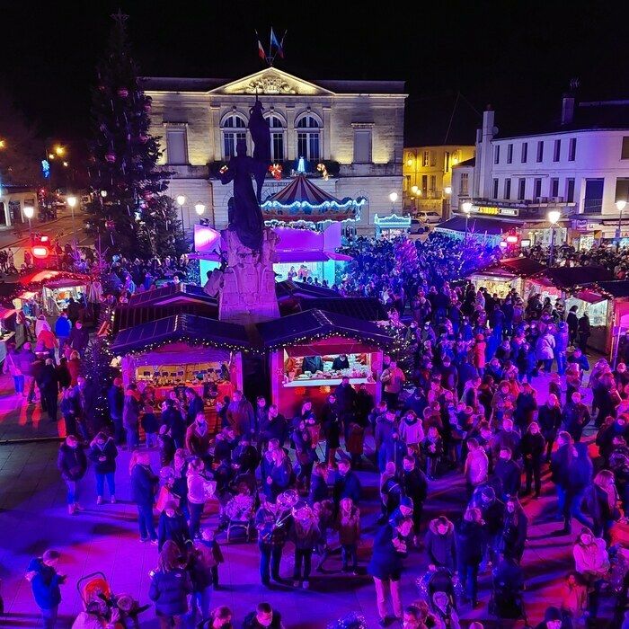 Mapping vidéo, distribution de papillotes et lancement des illuminations