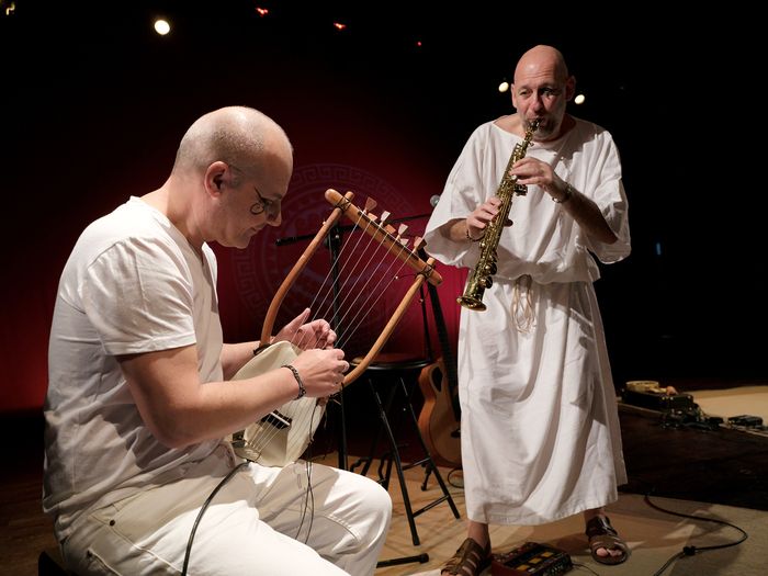 1 heure d'exploration de la musique antique en compagnie du duo Ougarit.