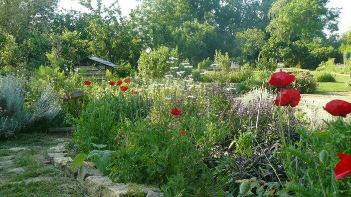 In Verbindung mit dem Empfang des Barnabé-Festes wird der Garten der Sinne des CPIE am Samstag, den 1\. Juni, zahlreiche Veranstaltungen ausrichten: Theater...