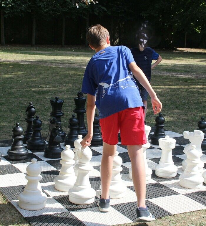 Initiation et jeu d'échecs par le club d'échecs de Senlis