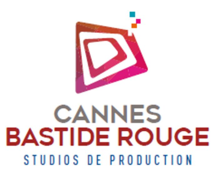 Visite du Campus industries créatives, visites des plateaux techniques, présentation de deux sociétés médias: TV Lérins et Objeos.