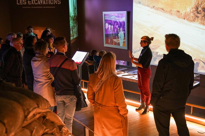 Avec un guide du Musée de la Bataille de Fromelles, découvrez la bataille, les recherches archéologiques et l'histoire des soldats disparus lors de cette visite guidée de l'exposition permanente.