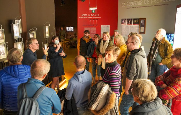 Avec un guide du Musée de la Bataille de Fromelles, découvrez la bataille, les recherches archéologiques et l'histoire des soldats disparus lors de cette visite guidée de l'exposition permanente.