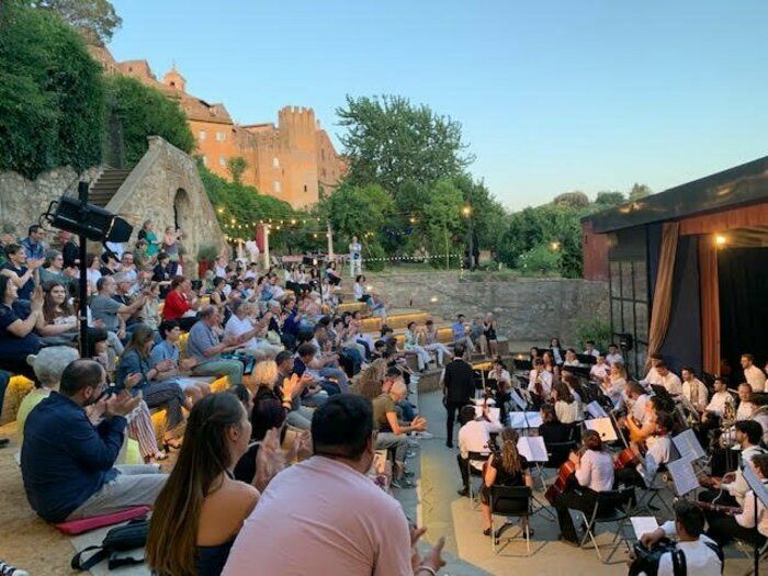 The Secret Garden with its outdoor theater and its garden/ park will be open all weekend with musical events (Saturday afternoon 16.30-20) and Sunday, crafts, special events, email inf...