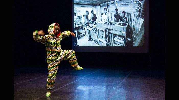 Conférence dansée par Ana Pi