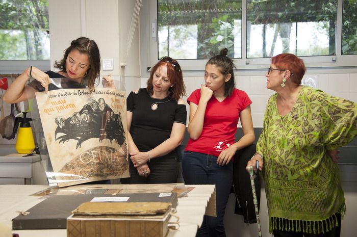 Les restaurateurs des Archives ouvrent les portes de leur atelier pour une visite et une démonstration exceptionnelle.