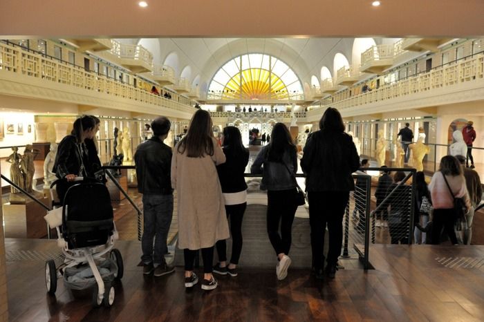 Le temps d’un week-end, les familles sont spécialement invitées à La Piscine pour découvrir l'exposition "Joseph Bernard : De pierre et de volupté"