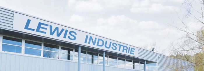 LEWIS Industrie industrialise et fabrique des pièces en tôlerie fine de précision et y intègre au besoin des composants électroniques pour proposer un équipement prêt à être livré à l’utilisateur...