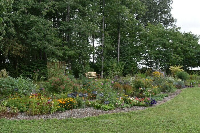 Ein Kollektiv von Künstlern aus Loire-Atlantique bietet Ihnen eine Ausstellung ihrer Werke im Erdgeschoss des Schlosses. Der Park ist unter den üblichen Bedingungen geöffnet. Führungen...