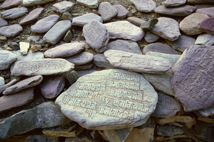 Cette exposition vous entraînera dans des aventures passionnées et exotiques, à la découverte du continent asiatique