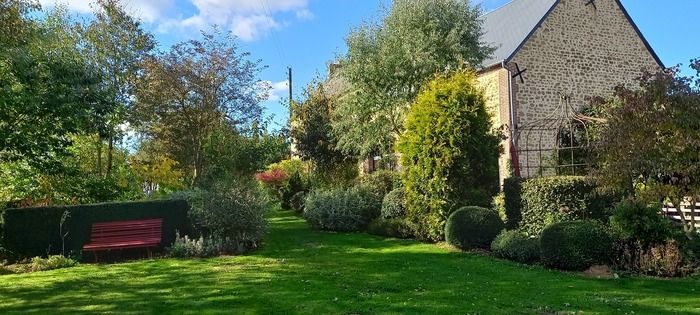 Besuchen Sie unseren 15 Jahre alten Bauerngarten.