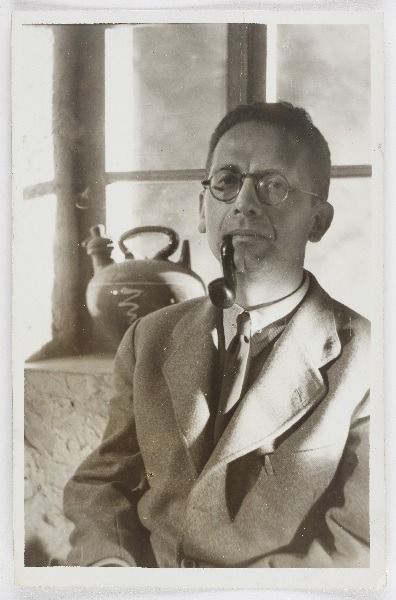 L'exposition propose une promenade chronologique et panoramique à travers l'œuvre de Max Aub, en reconnaissance d'un écrivain fondamental de la littérature espagnole.