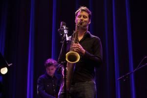 Le quartet du saxophoniste Maxime Bender, son épanoui au ténor et phrasé superbement articulé. Une belle maturité et une envie gourmande de se confronter à ce qui se fait de mieux en Europe…