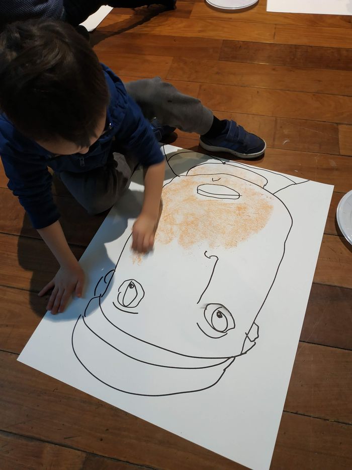 Chaque deuxième dimanche du mois, de 16h à 17h30, le musée vous propose un atelier à vivre en famille !