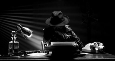 En compagnie d’un expert en criminalistique numérique, venez mener l’enquête des sept ombres en décryptant les indices disséminés sur Internet.