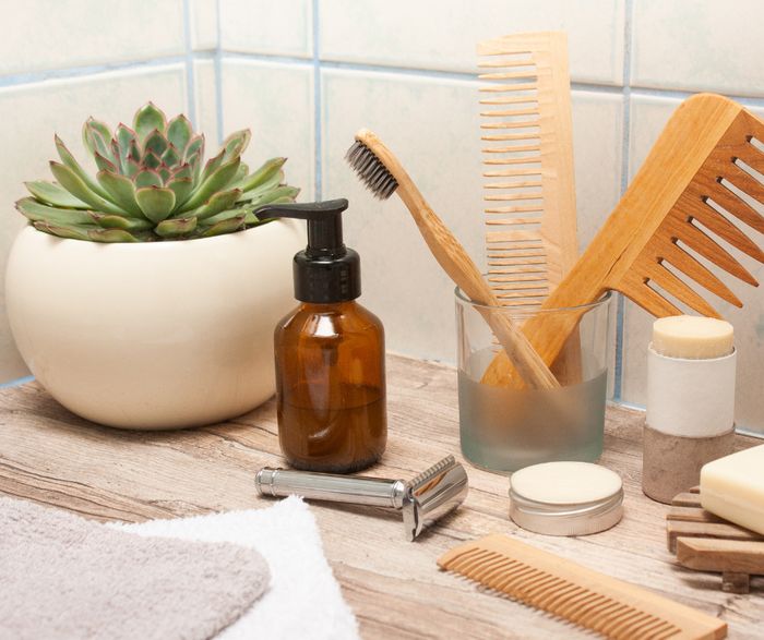 Samedi 26 septembre 2026, de 10h à 12h à la Ferme d’en haut, un atelier pour connaitre les astuces afin de consommer différemment avec moins de déchets dans la salle de bain !
