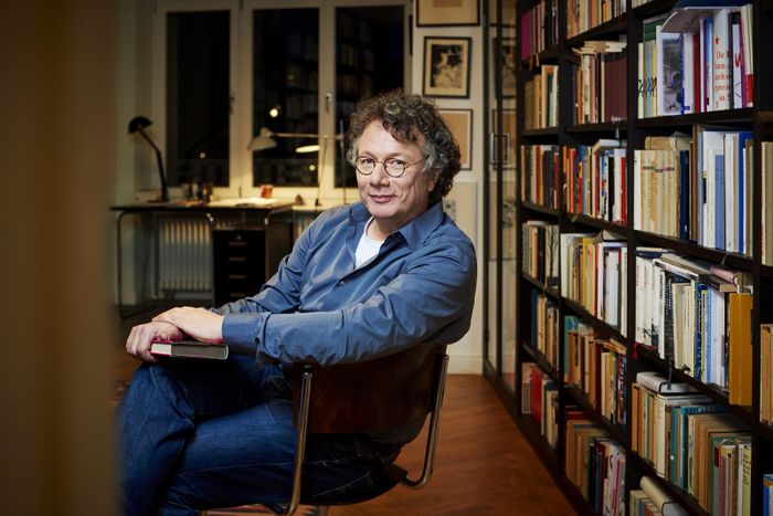 Lecture et discussion avec l'auteur et son traducteur Alain Lance, animée par Joseph Hanimann