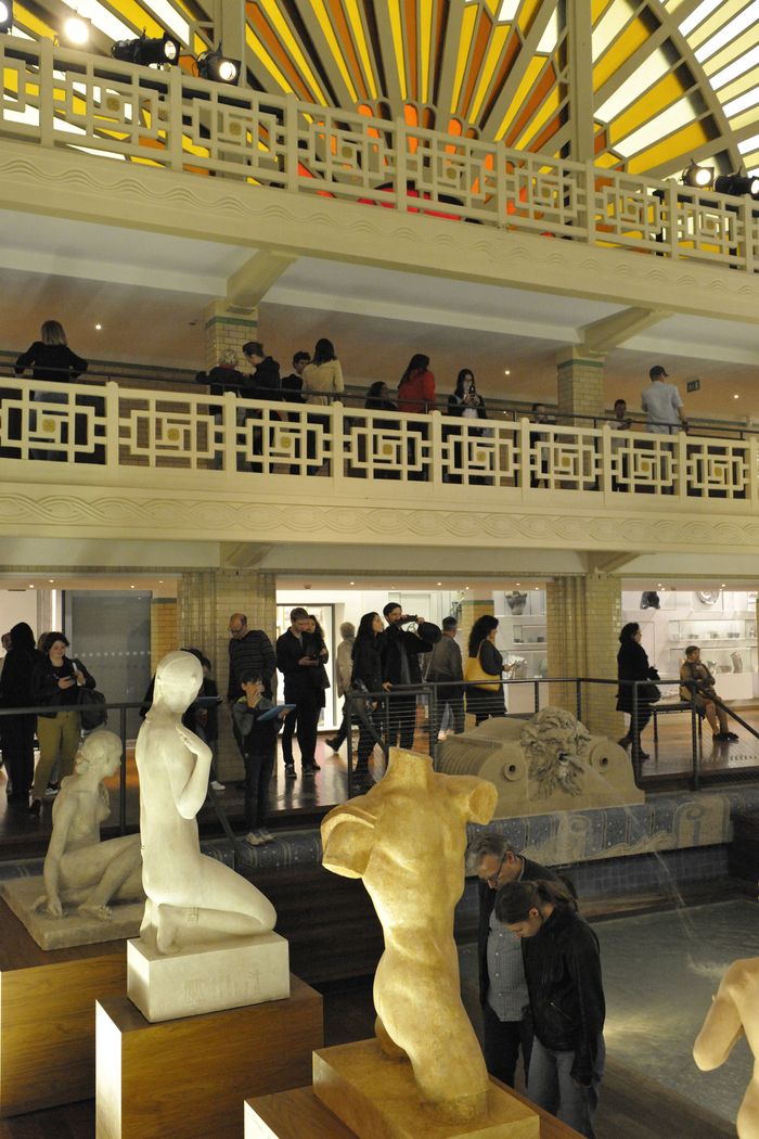 Deux fois par an, à la nuit tombée, les musées, galeries d’art, ateliers d’artistes, librairies et restaurants de Roubaix ouvrent leurs portes.