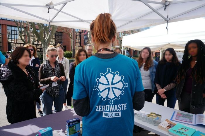 La commune de L’Isle-Jourdain organise les 26 et 27 septembre 2026 un week-end festif et engagé autour de l’environnement, ZWT sera présent avec un stand et la fresque des déchets format quiz !
