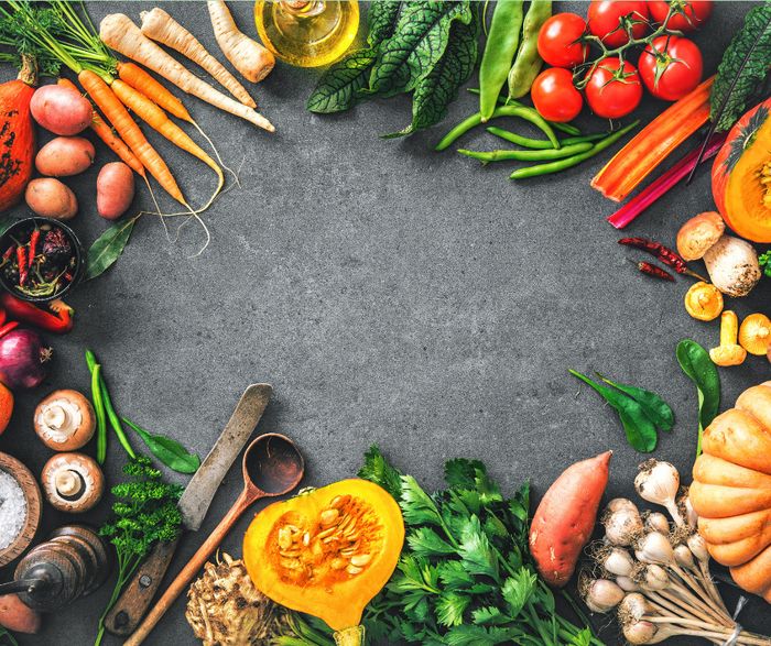 De la culture à l’assiette, découvrez les légumes de saison avec Hugues et apprenez à cuisiner des produits bio cultivés près de chez vous.