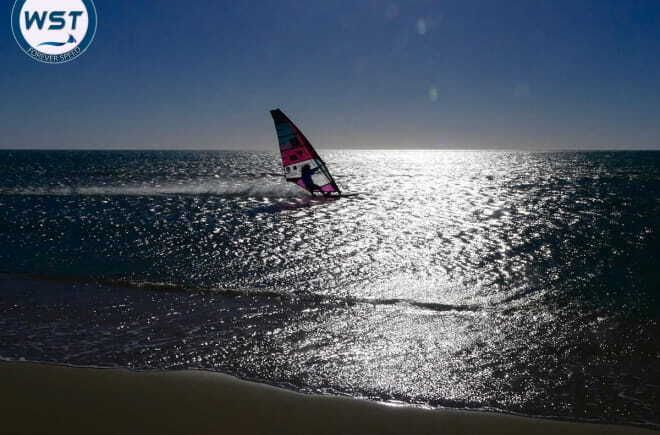 GP international - Farrel Cup d'automne qui se déroule sur la plage sauvage du Rouet de La Palme.