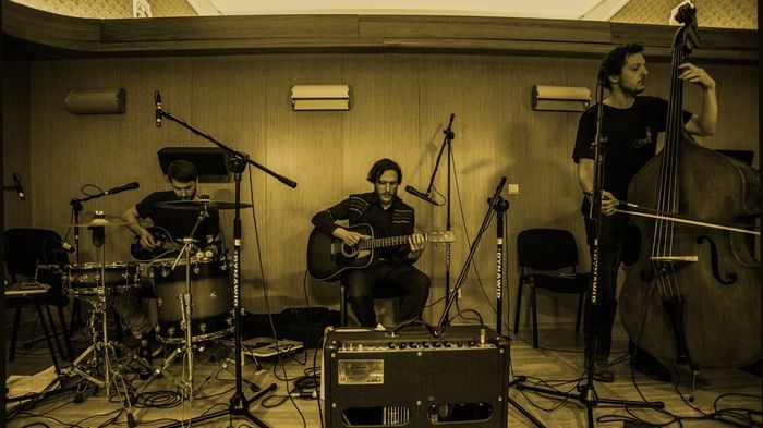 Le groupe artistique Neuvěřitelno se produira en concert au Paris Prague jazz club et offrira au public parisien une séléction de musiques de films accompagnée de projections vidéo.