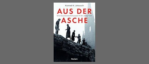 Dans sa récente publication (Reclam 2018), l’historien germano-américain Konrad H. Jarausch raconte l’histoire de la République fédérale d'Allemagne depuis ses débuts jusqu’à nos jours.