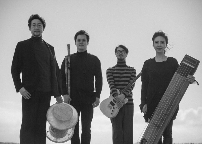 Au croisement de la tradition et de la modernité, un groupe et une musique sans frontières…