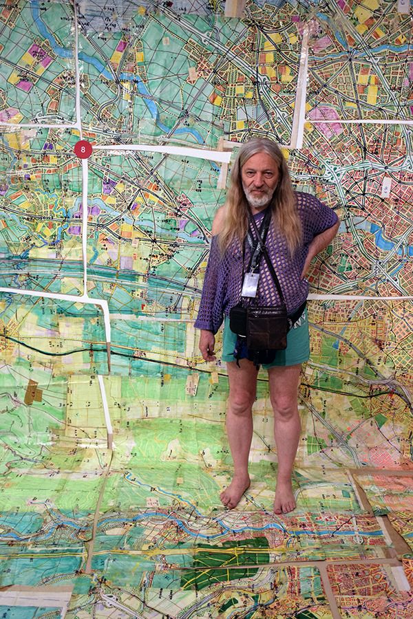 Trois soirées carte blanche sont données à la Collection de l’Art Brut de Lausanne qui présente notamment Nannetti, le colonel astral de Gustavo Giacosa.