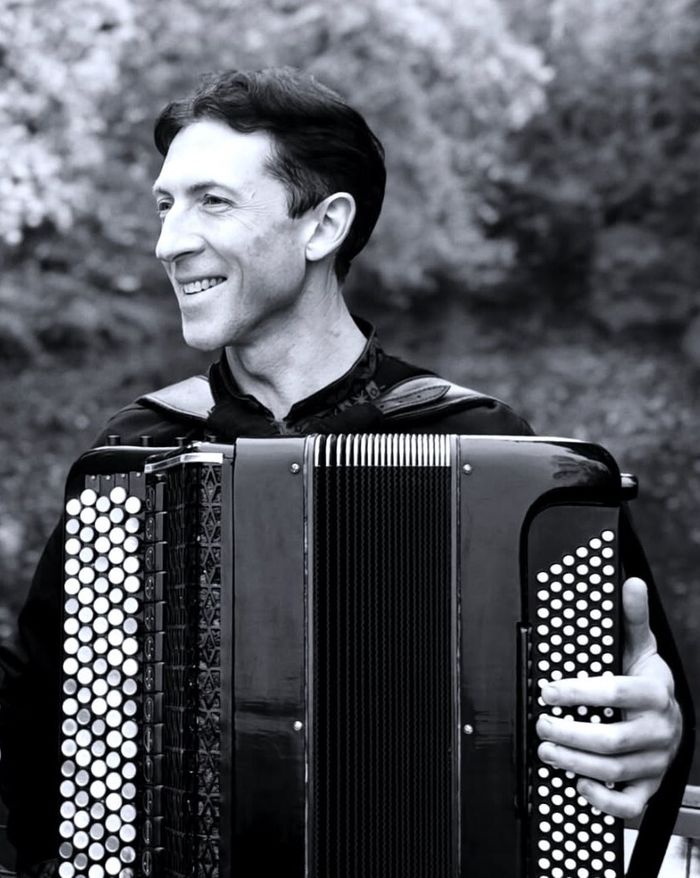 Dimanche 20 septembre à 16h, Bogdan Nesterenko joue Bach, Albinoni, Dvorak dans un récital d'accordéon Bayan.