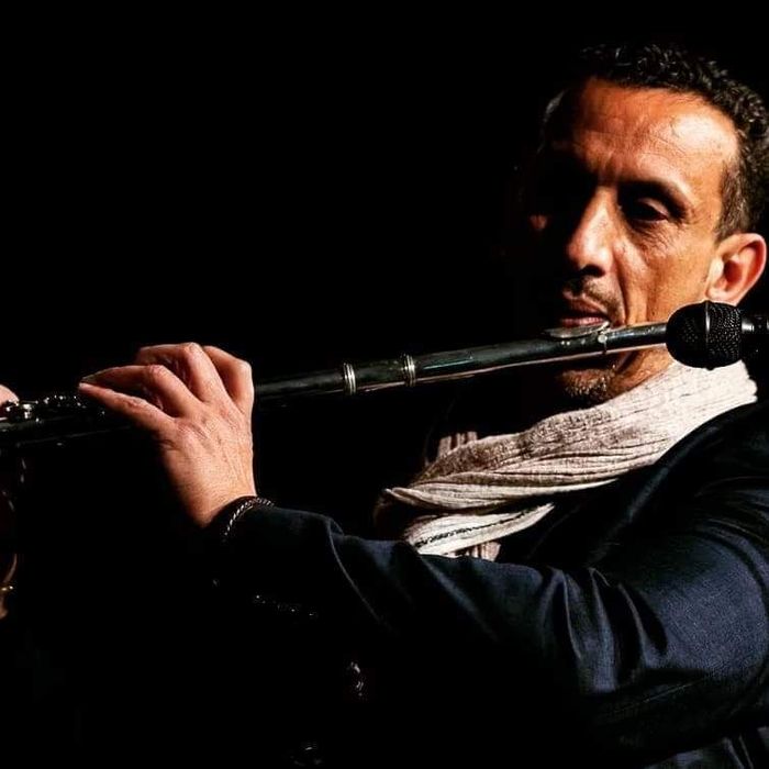 Une rencontre immersive entre jazz contemporain, musiques méditerranéennes et traditions orientales.