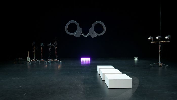 Exposition du duo germano-suisse Boudry/Lorenz qui explore dans une performance filmée comment les autres prennent à part à notre désir d'imaginaires politiques et sexuels alternatifs.