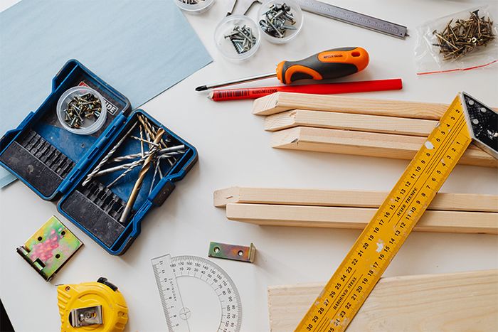 Apprenez à refaire un joint de A à Z avec&nbsp;les artisanes du collectif Osons le bricolage.
    
    Prérequis : Aucun ! Juste l’envie d’apprendre à votre rythme avec d’autres femmes.