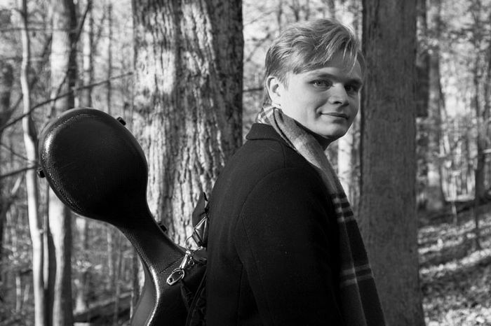Lev Sivkov accompagnée de la pianiste Yukie Takai interpréteront à l'occasion de leur concert au Centre tchèque de Paris des oeuvres de L. Janáček, A. Dvořák, L. Beethoven et d'autres.