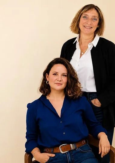 Un récital vibrant au cœur de Madrid, entre mélodies espagnoles, passion et fièvre, porté par la soprano Camille Chopin et la pianiste Nathalie Steinberg.