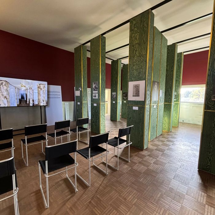 Suivez notre guide pour découvrir l'exposition "1911 Palais Stoclet / Villa Cavrois 1932 - Influences"