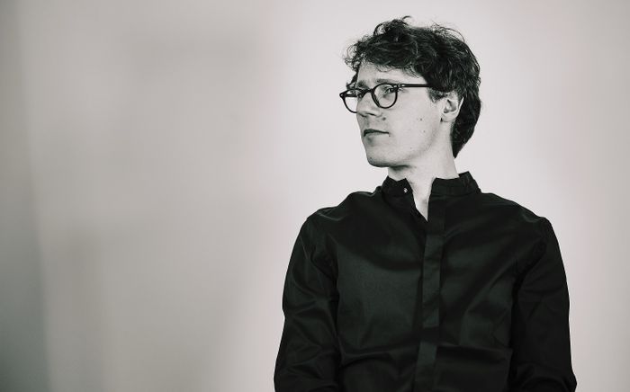 Le pianiste et compositeur luxembourgeois Michel Reis vient présenter, en avant-première, son nouvel album "Short Stories" ! Une grande chance de venir écouter cet artiste de renommée internationale.