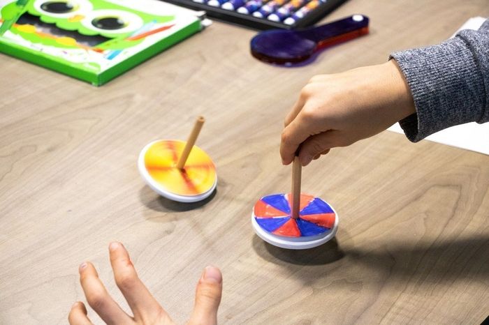 Viens découvrir les couleurs avec les petits labos du Musée !